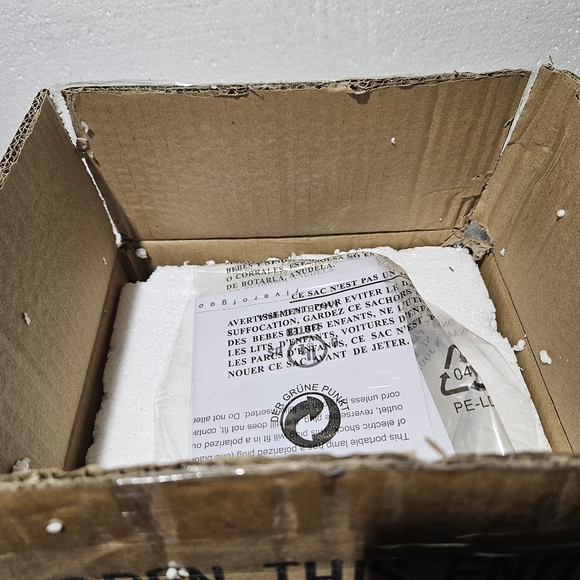 Church Tiffany Style Stained Glass Lamp - Picture 10 of 12